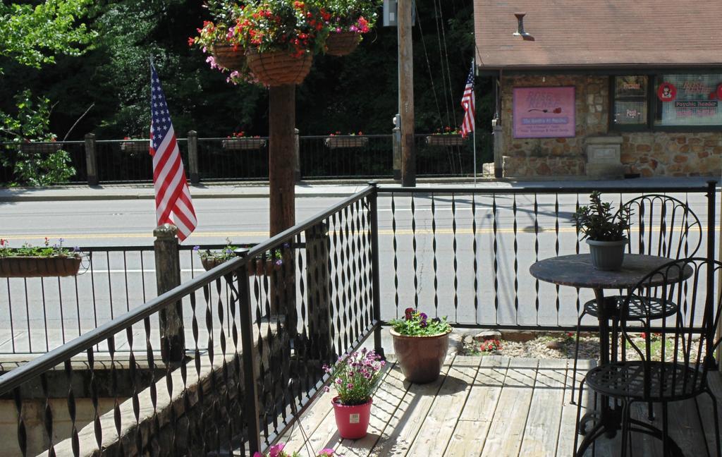 Terrace Inn On The Water Gatlinburg Extérieur photo