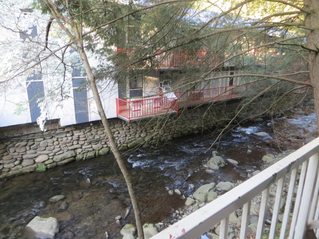 Terrace Inn On The Water Gatlinburg Extérieur photo