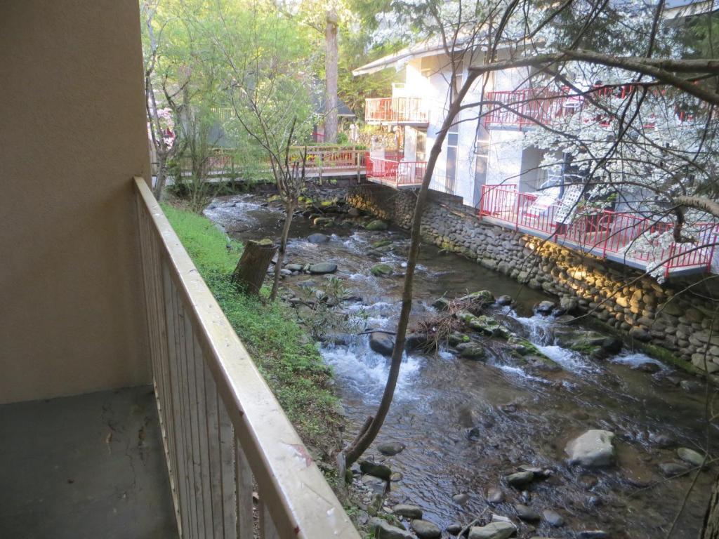 Terrace Inn On The Water Gatlinburg Chambre photo